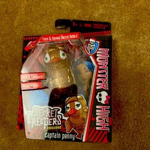 Monster High Secret Creepers critters Captain Penny new in the box
